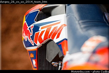 dungey_26_sx_us_2014_team_ktm.jpg