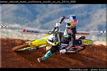 james_stewart_team_yoshimura_suzuki_sx_us_2014_008.jpg