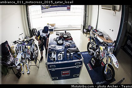 ambiance_011_motocross_2015_qatar_losail.jpg