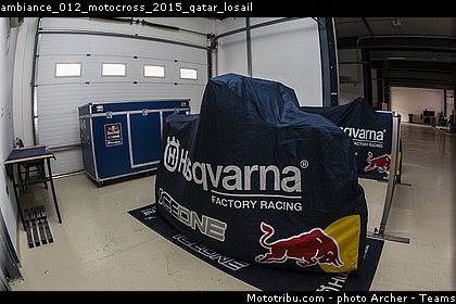 ambiance_012_motocross_2015_qatar_losail.jpg