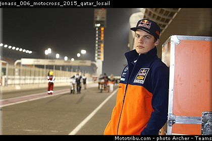 jonass_006_motocross_2015_qatar_losail.jpg
