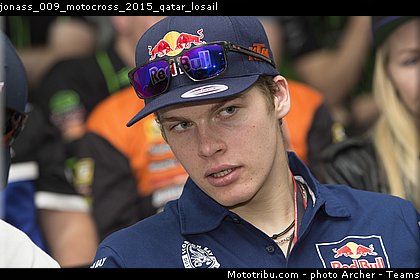 jonass_009_motocross_2015_qatar_losail.jpg
