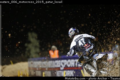 waters_006_motocross_2015_qatar_losail.jpg