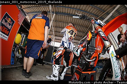 jonass_001_motocross_2015_thailande.jpg