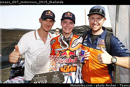 jonass_007_motocross_2015_thailande.jpg