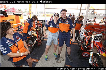 jonass_008_motocross_2015_thailande.jpg
