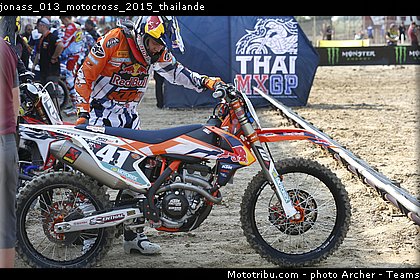 jonass_013_motocross_2015_thailande.jpg