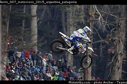ferris_007_motocross_2015_argentine_patagonie.jpg