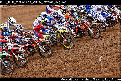 mx2_010_motocross_2015_lettonie_kegums.jpg