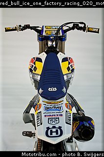 red_bull_ice_one_factory_racing_020_motocross_2015_team_husqvarna.jpg