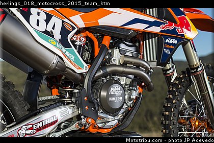 herlings_018_motocross_2015_team_ktm.jpg