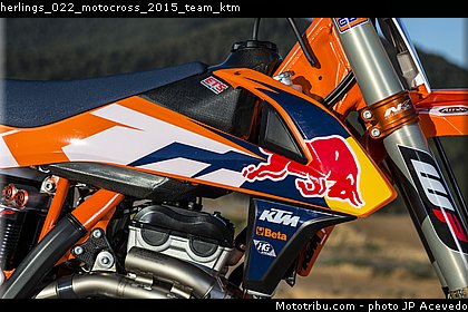 herlings_022_motocross_2015_team_ktm.jpg