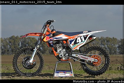 jonass_011_motocross_2015_team_ktm.jpg