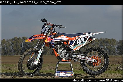 jonass_012_motocross_2015_team_ktm.jpg