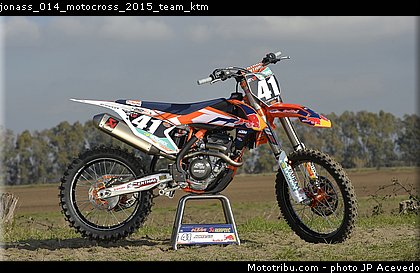 jonass_014_motocross_2015_team_ktm.jpg