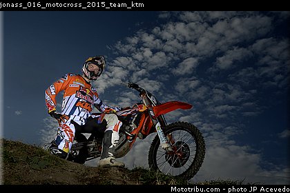 jonass_016_motocross_2015_team_ktm.jpg