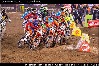 2_supercross_us_2015_anaheim_1.jpg