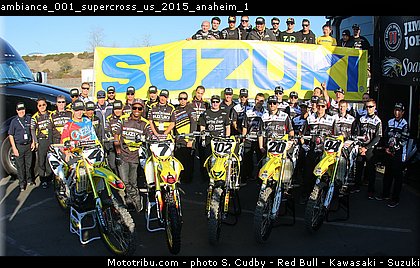 ambiance_001_supercross_us_2015_anaheim_1.jpg