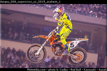 dungey_008_supercross_us_2015_anaheim_1.jpg