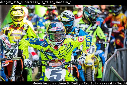 dungey_015_supercross_us_2015_anaheim_1.jpg