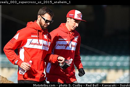 seely_003_supercross_us_2015_anaheim_1.jpg