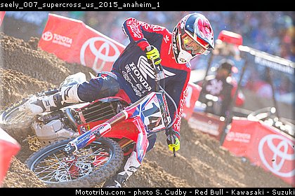 seely_007_supercross_us_2015_anaheim_1.jpg