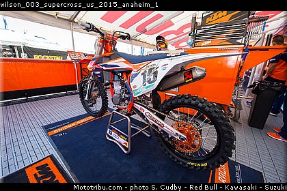 wilson_003_supercross_us_2015_anaheim_1.jpg