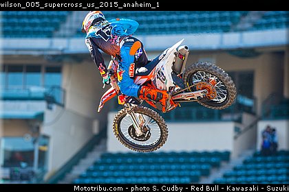 wilson_005_supercross_us_2015_anaheim_1.jpg