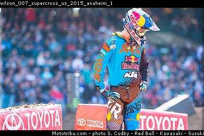 wilson_007_supercross_us_2015_anaheim_1.jpg