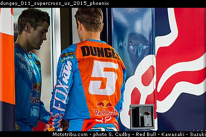 dungey_011_supercross_us_2015_phoenix.jpg