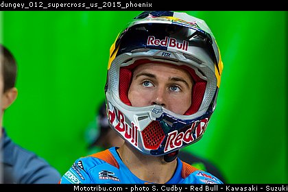 dungey_012_supercross_us_2015_phoenix.jpg