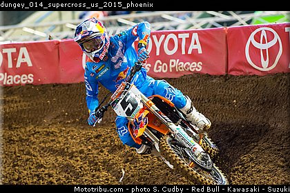 dungey_014_supercross_us_2015_phoenix.jpg