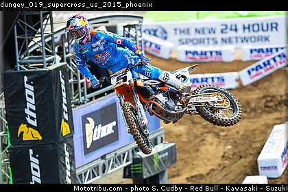 dungey_019_supercross_us_2015_phoenix.jpg