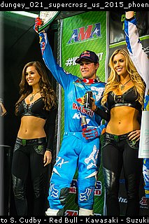 dungey_021_supercross_us_2015_phoenix.jpg