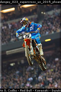 dungey_023_supercross_us_2015_phoenix.jpg