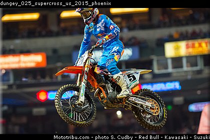 dungey_025_supercross_us_2015_phoenix.jpg