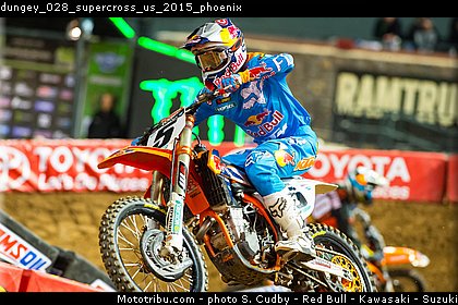 dungey_028_supercross_us_2015_phoenix.jpg