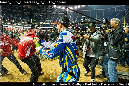 tomac_005_supercross_us_2015_phoenix.jpg