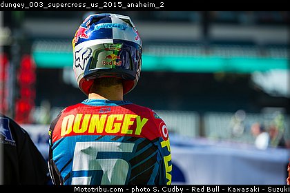 dungey_003_supercross_us_2015_anaheim_2.jpg
