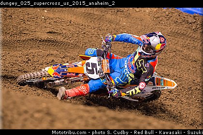 dungey_025_supercross_us_2015_anaheim_2.jpg
