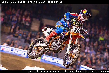 dungey_026_supercross_us_2015_anaheim_2.jpg
