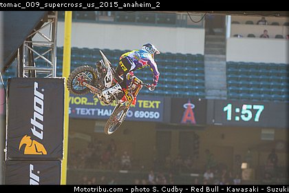 tomac_009_supercross_us_2015_anaheim_2.jpg
