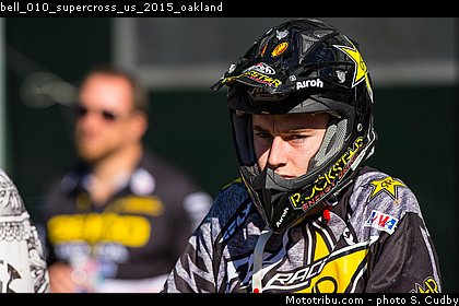 bell_010_supercross_us_2015_oakland.jpg
