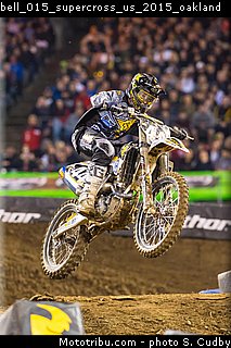 bell_015_supercross_us_2015_oakland.jpg