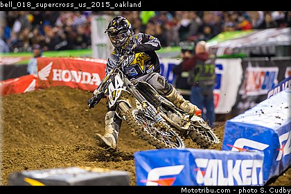 bell_018_supercross_us_2015_oakland.jpg