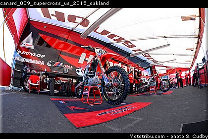 canard_009_supercross_us_2015_oakland.jpg