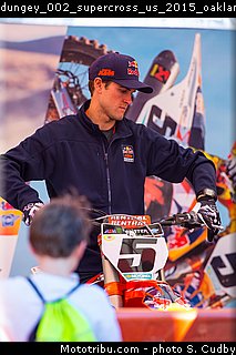 dungey_002_supercross_us_2015_oakland.jpg