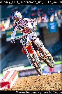 dungey_004_supercross_us_2015_oakland.jpg