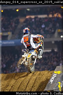 dungey_014_supercross_us_2015_oakland.jpg