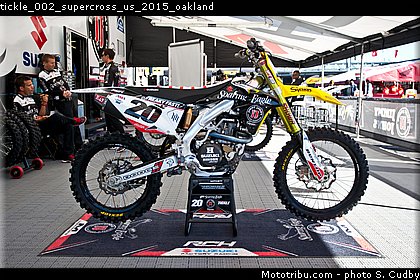 tickle_002_supercross_us_2015_oakland.jpg